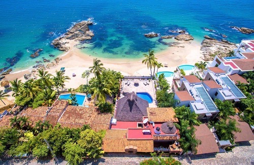 Conchas Chinas Villa | Ultimate Beach Retreat