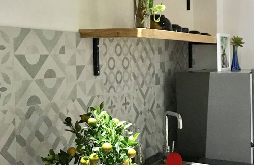 Hai Chau Apartment | URI HOUSE 1 - Triple apt - 5' drive MY KHE/5' walk HAN RIVER