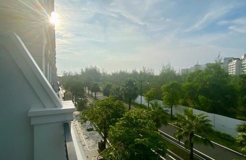 Ganh Dau Apartment | UY LONG Homestay Grand World Phú Quốc