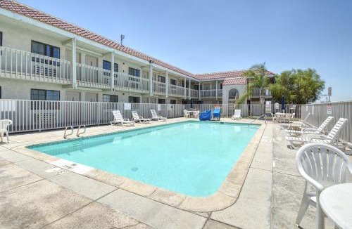 Buttonwillow Hotel | Vagabond Inn Buttonwillow North I-5