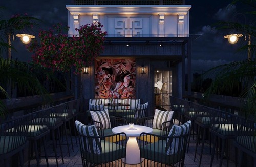 Old Quarter Hotel | Victor Metropolis Hotel & Rooftop Bar