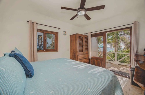 San Francisco House | Villa Catalina - Pool - OceanViews - 5 King Suites