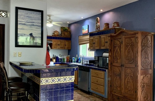 San Francisco Villa | Villa Papaya, 2 bedrooms, specious, comfortable home, beach walkable.