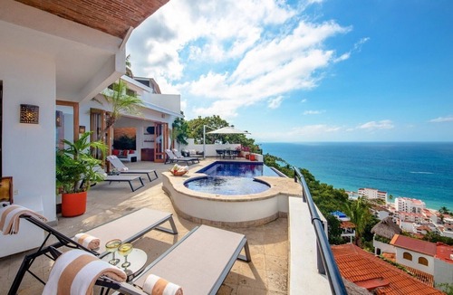 Amapas Villa | Villa Ventana - Luxury 7-bedroom villa - Puerto Vallarta