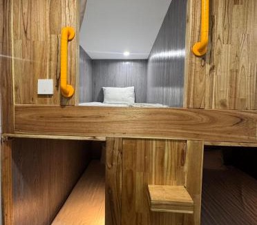 Cam Kim Hotel | VNJ Capsule 159