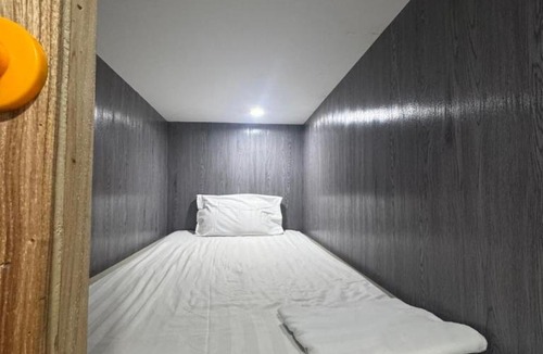 Minh An Hotel | VNJ Capsule 216