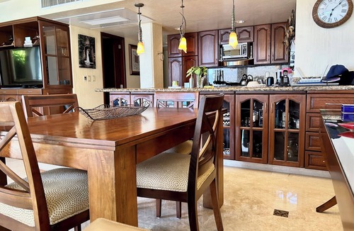 South Shore Hotel Area Condo | Welcome to a Slice of Paradise! Oceanfront, Beach Access, Quiet, Sunset Views