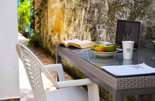 Merida Apartment | Well located studio near Paseo Montejo. Ideal for rest or home office