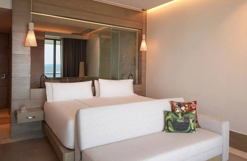 Punta Sam Hotel | White Sand Beachfront Retreat with Rooftop Hot Tubs