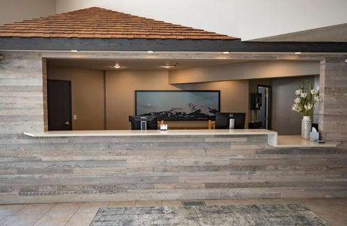 Big Sky Hotel | Whitewater Inn