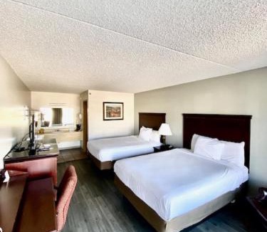 Branson Theater District Hotel | Willow Tree Inn Branson
