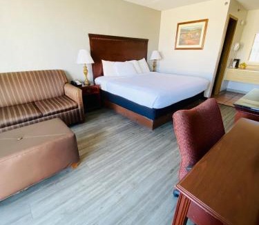 Branson Theater District Hotel | Willow Tree Inn Branson