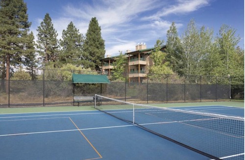 Klamath Falls Boat Rental | WM BLOCK RUNNING Y 2BR