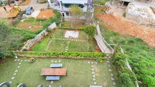 Lac Duong Hotel | Zanya villa & coffee