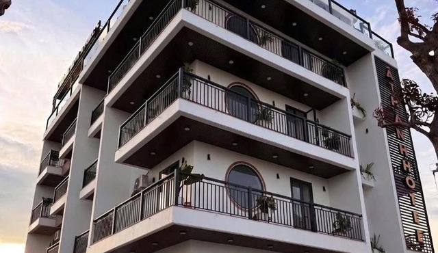 Á Thành Hotel