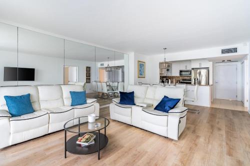 1 Bedroom Private Residence at Roney Palace -804 in Miami Beach