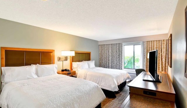 2 Units in Boca Raton | Near Yamato Rd & Local Dining | Pets Allowed in Boca Raton