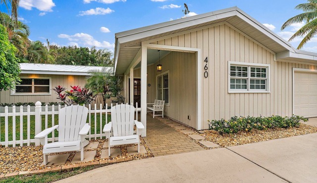 4BR 3.5BA Juno Beach Pool Home in Juno Beach