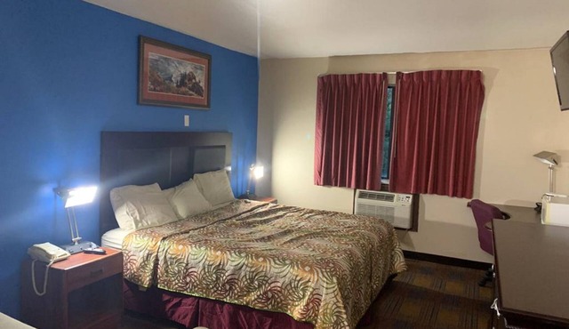 7 Star Inn in Marshfield