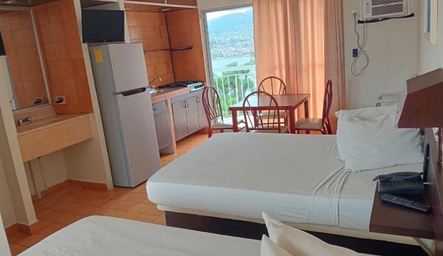 Alba Suites Acapulco in Acapulco