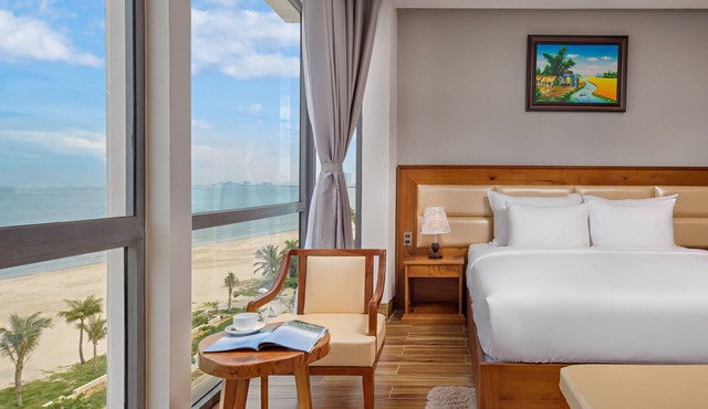 Alisia Beach Hotel Da Nang
