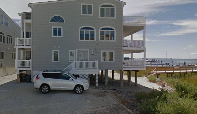 Alluring Bay Front Townhouse in Sea Isle City