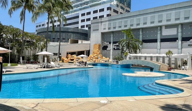 Apartment with direct access to the beach, fully equipped and renovated. in Acapulco de Juárez