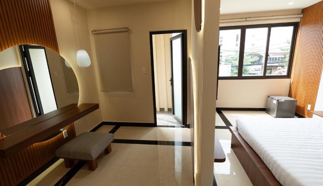 ARA Gem Hotel