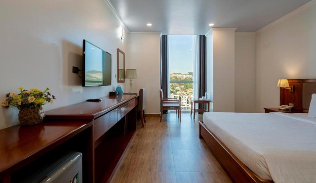 Au Lac Ha Long Hotel