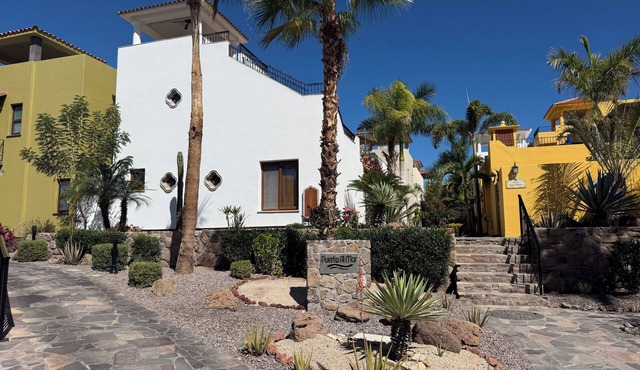 AV220 Villa in Loreto Bay. Short walk to Beach, Pools, Restaurants,4 Bikes & AC. in Loreto