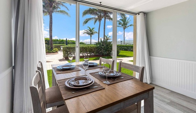 Beach Condo/High-End Finishes/Island Beach Resort/No Cleaning Fee/Condo 101 in Jensen Beach