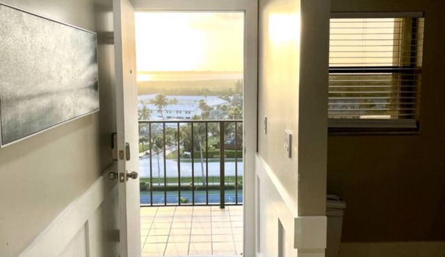 Beach Front Condo with Breathtaking Views in Jensen Beach