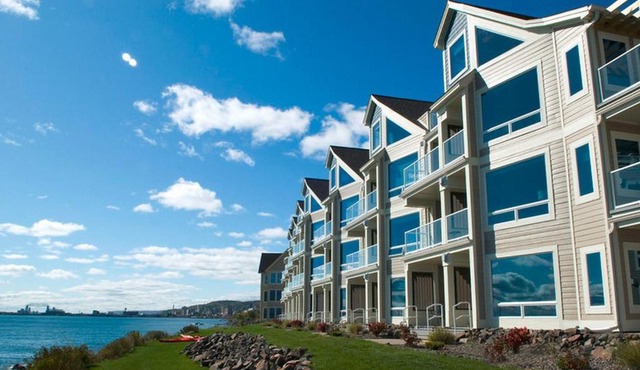 Beacon Pointe on Lake Superior in Duluth