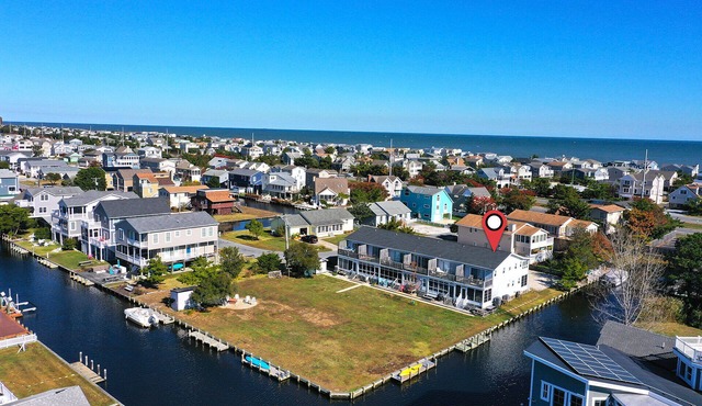 Beautiful 2 bed Townhouse in Bayshore Breeze! Close to State Park Beaches! Dock, Beach Town, Restaurants and More! in Bethany Beach