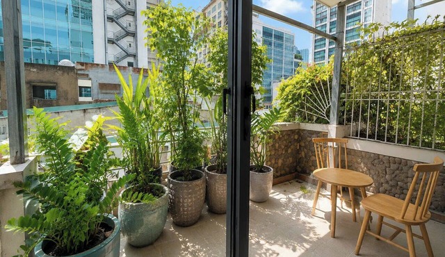 Ben Thanh Hideaway - A Cozi Stay