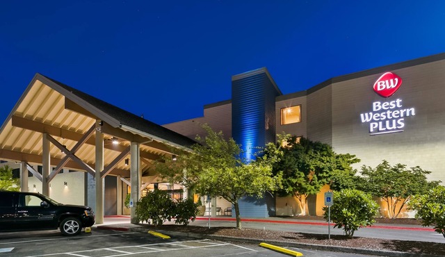 Best Western Plus Silverdale Beach Hotel in Silverdale
