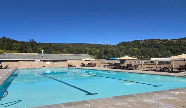 Boat Rental at Marina Heated Pool Ocean Views in Eastsound