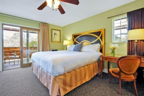 Bodega Bay Inn in Bodega Bay