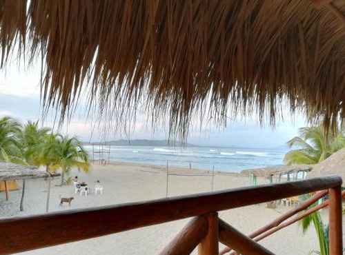 Cabañas La Isla Chacahua in Guayabas