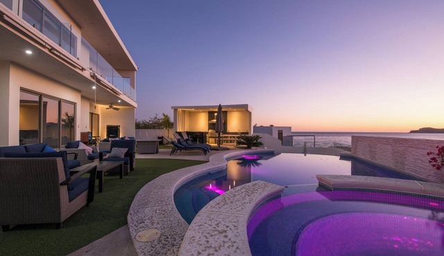 Casa Algodón | Infinity Pool | 5 Bedrooms | Ocean View in San Carlos