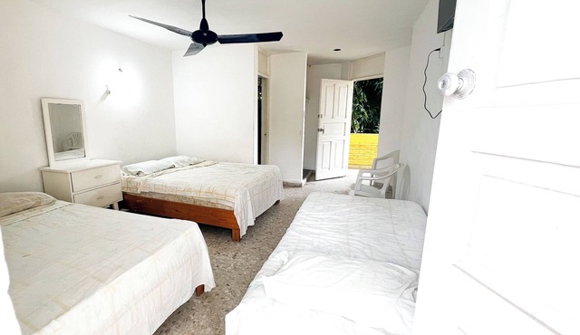 Casa De Huéspedes Walton in Acapulco