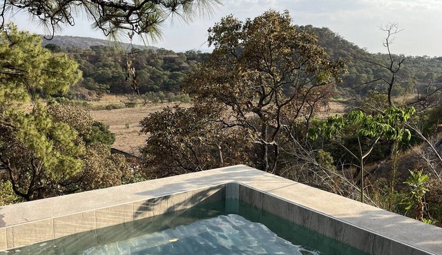⭐ Casa Gallos | 5-Bedroom Country Retreat near Guadalajara + Pool & Views in Jal.
