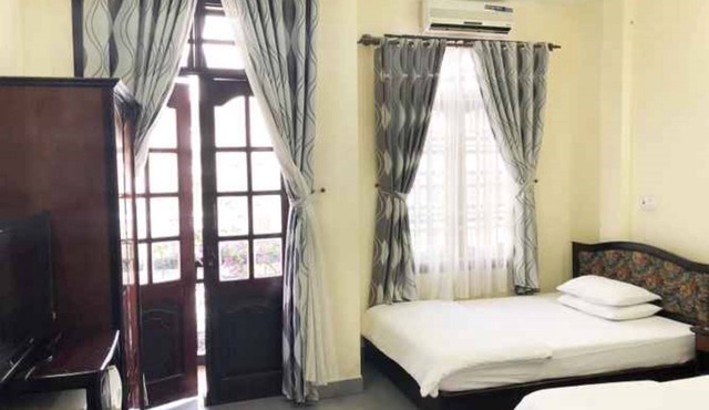 Cat Phu Hotel