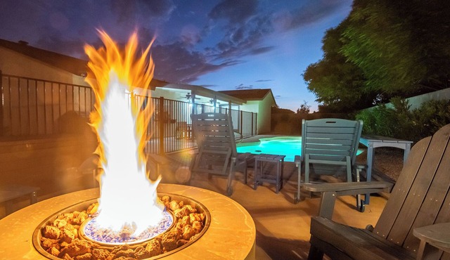 Chic 4-Bed Postmodern: Arizona Getaway for your family/group in Yuma