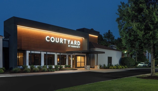 Courtyard by Marriott Memphis East/Park Avenue in Memphis