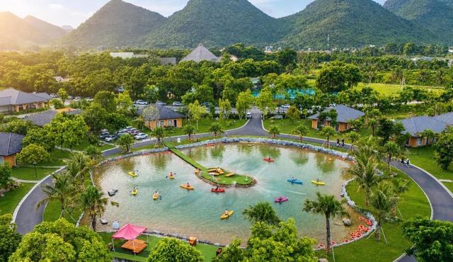 Cuc Phuong Tropical Villas