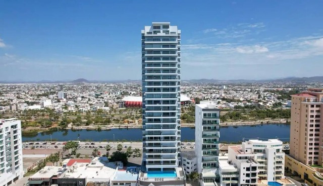 Departamento a pie de Malecón in Mazatlan