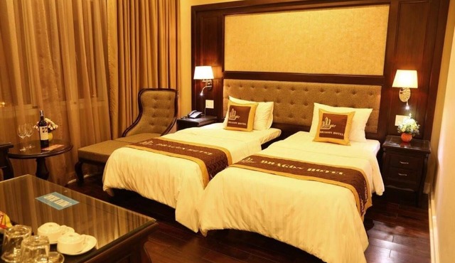 Dragon Hotel in Tuan Chau
