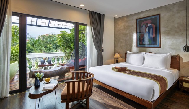 Draha Halong Hotel - Serenity, Charm and Nature - Preferred by Western Travelers