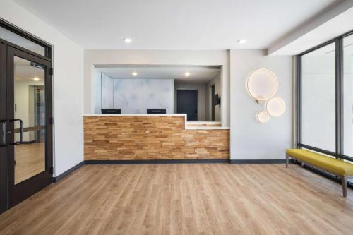 ECHO Suites Extended Stay by Wyndham Richmond West in Richmond